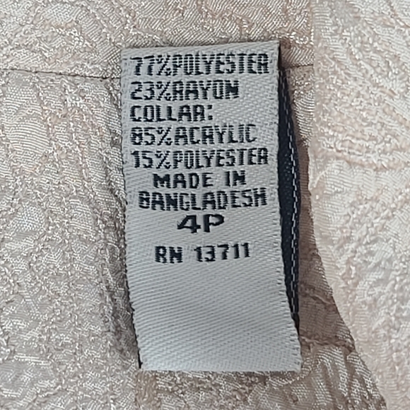 Amanda Smith suit. Champagne   4P - Picture 11 of 16